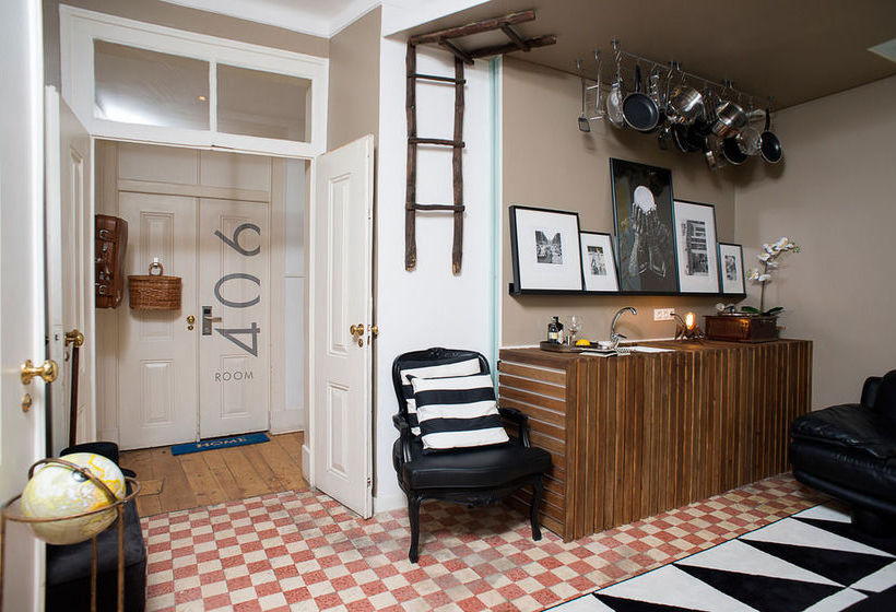 هاستل No Limit Bairro Alto