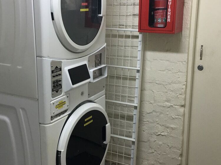 호스텔 Podbed Coogee Beachside