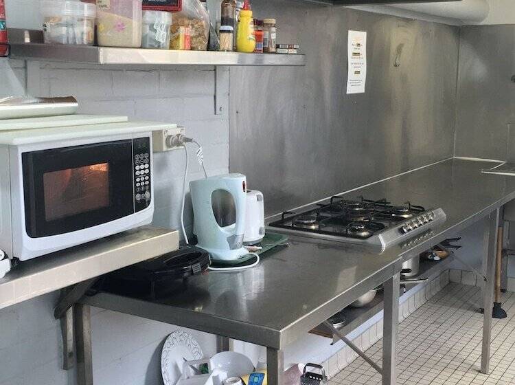 호스텔 Podbed Coogee Beachside