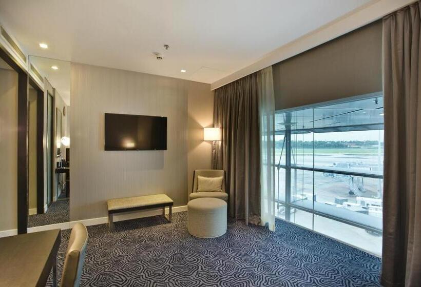 Ambassador Transit Hotel Terminal 3