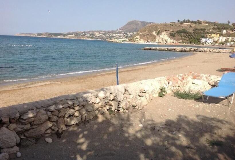 Asterias Studios & Apartments