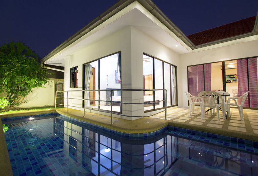 Avoca Pool Villas