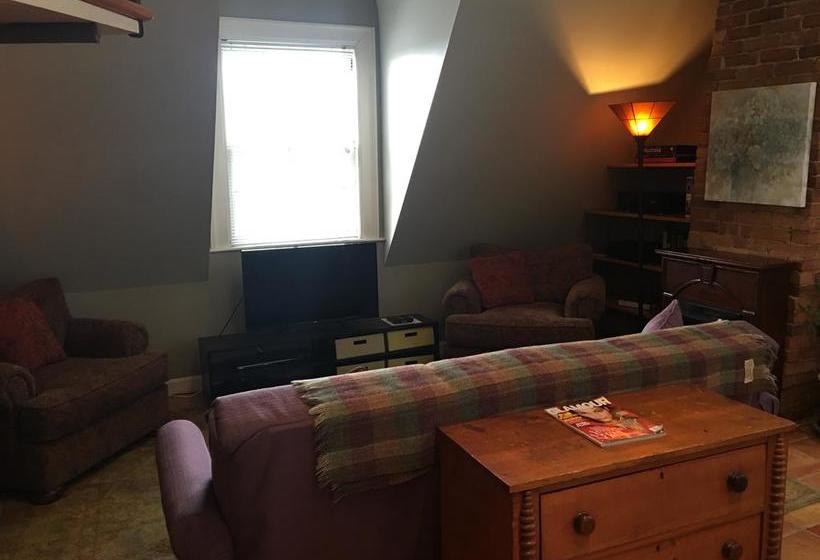 مبيت وإفطار Brandt House