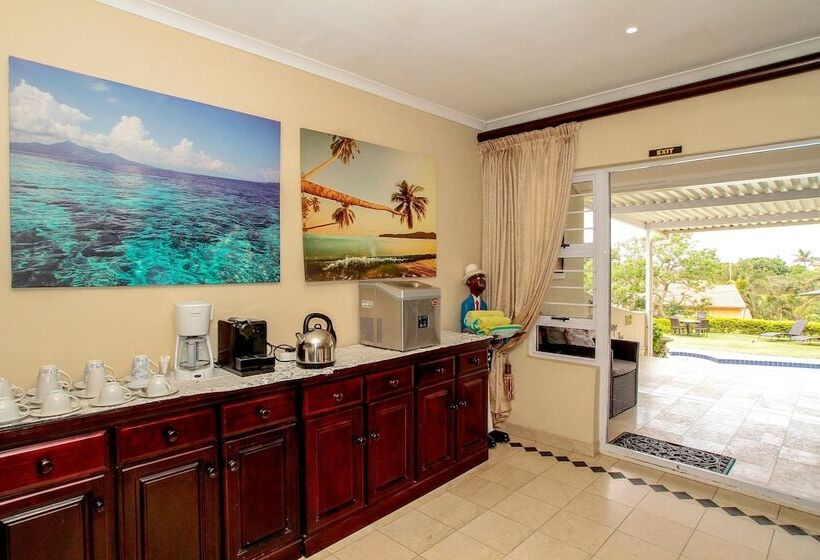 민박 Chartwell Guest House