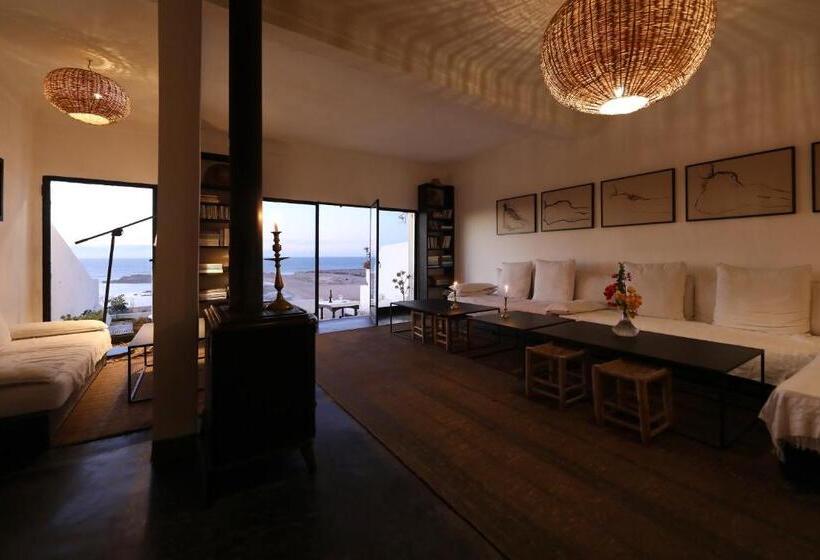 تختخواب و صبحانه El Manzar