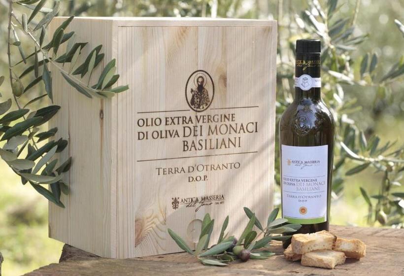 مبيت وإفطار Masseria Fano Relais & Wine