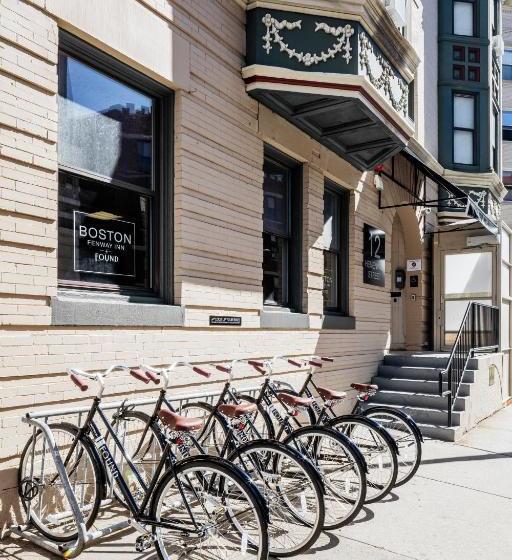Boston Fenway Inn By Found