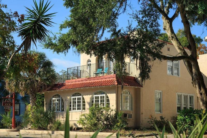 Casa De Suenos B & B