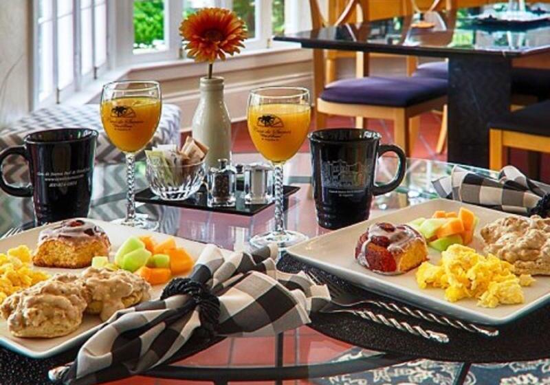 Casa De Suenos B & B