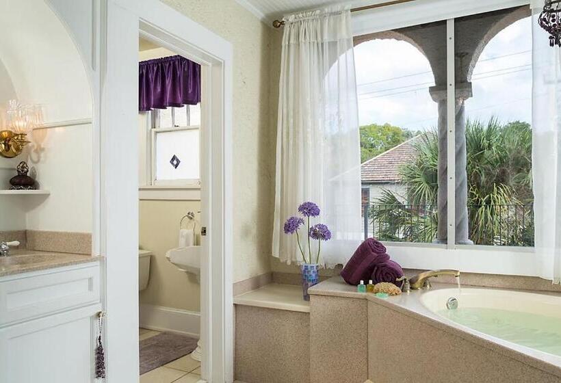 Casa De Suenos B & B