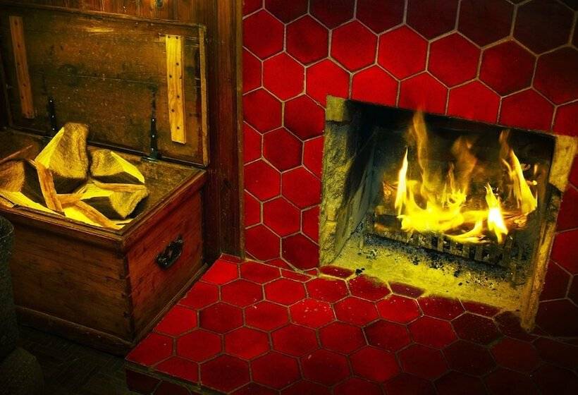 פונדק Himeville Arms