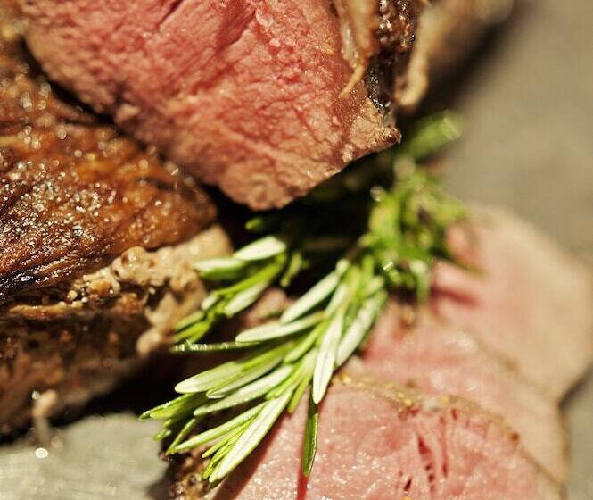 פונדק Himeville Arms