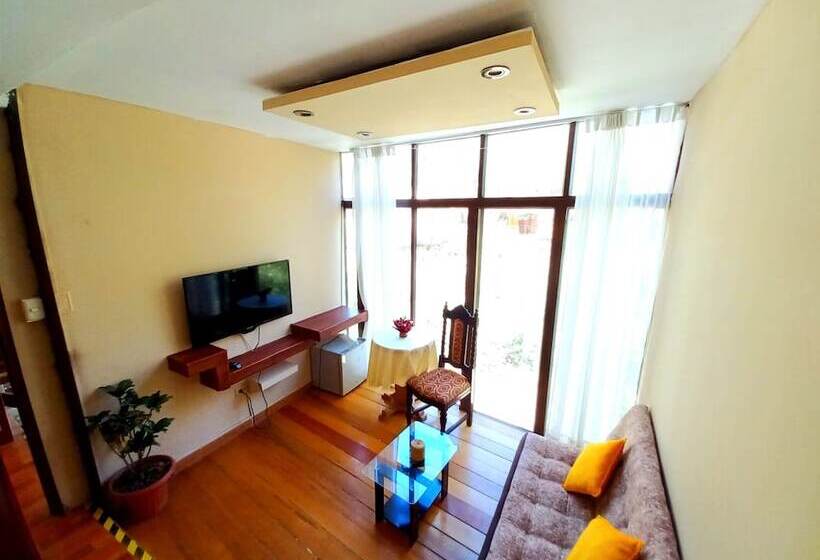 فندق فئة نجمة واحدة Humantay Lodge Ollantaytambo