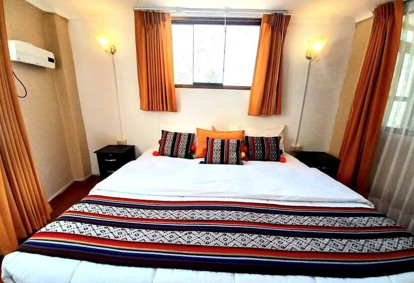 فندق فئة نجمة واحدة Humantay Lodge Ollantaytambo