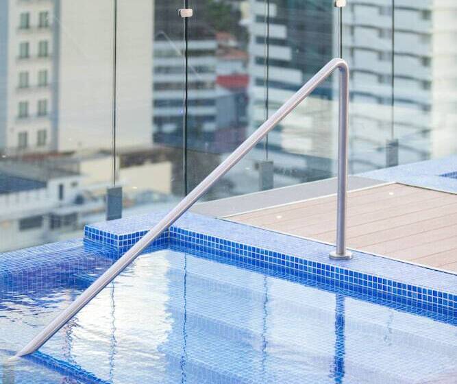 Ac Hotel By Marriott Panama City