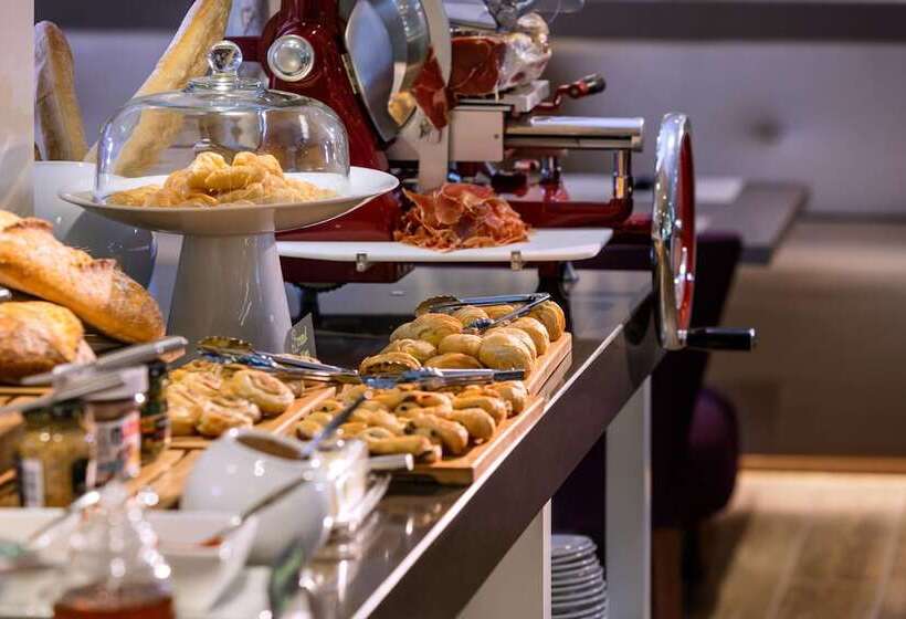 Ac Hotel By Marriott Panama City