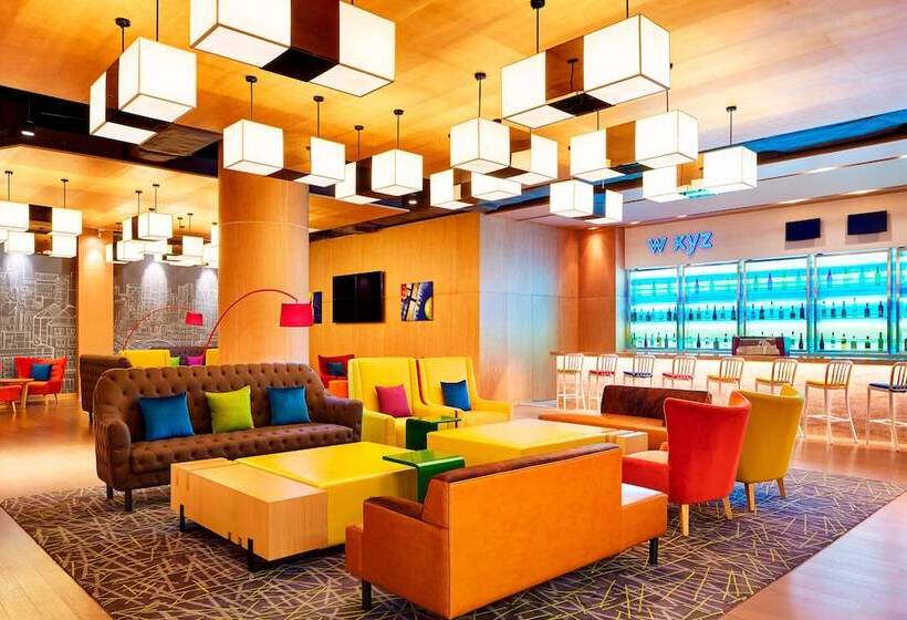 Отель Aloft Dynamic Town