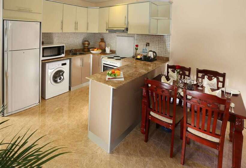 هتل Best Western Plus Salmiya