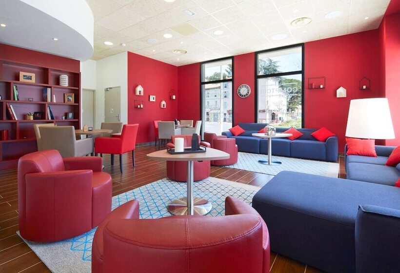 ホテル Campanile Ales Centre  Cevennes