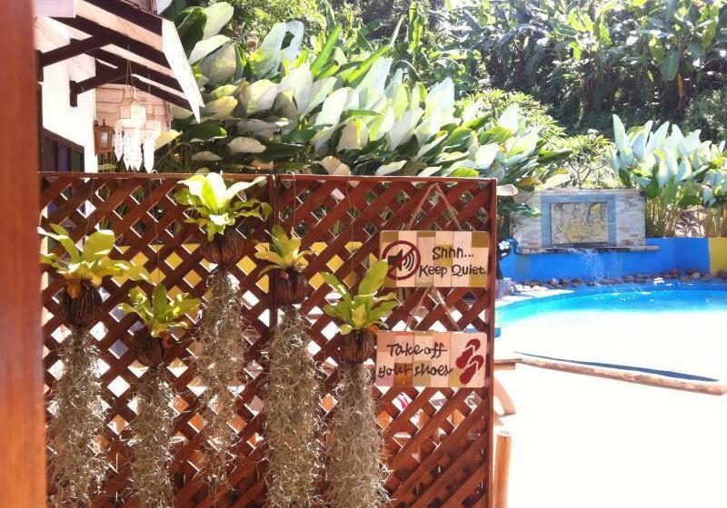 فندق Changpai Hill