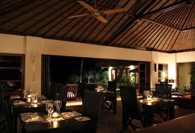 Отель Chuiba Bay Lodge