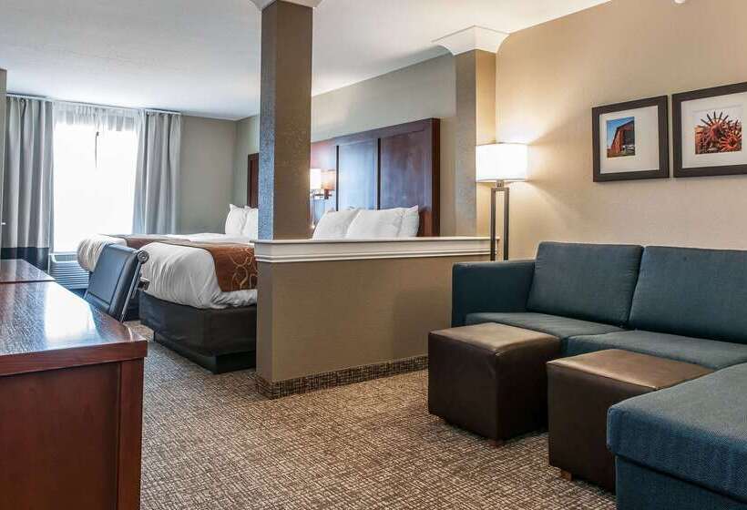 فندق Comfort Suites Rensselaer Near Fair Oaks
