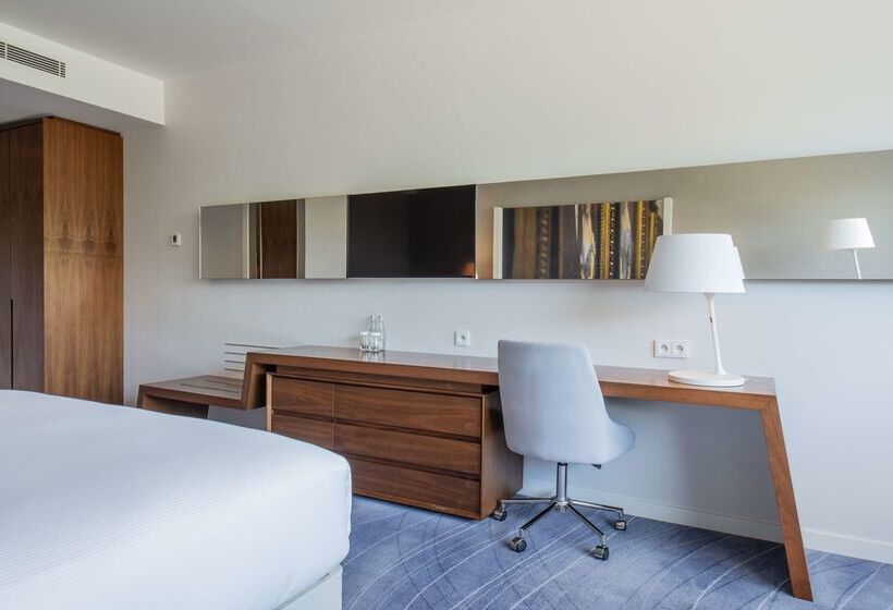 Doubletree By Hilton Hotel Wroclaw