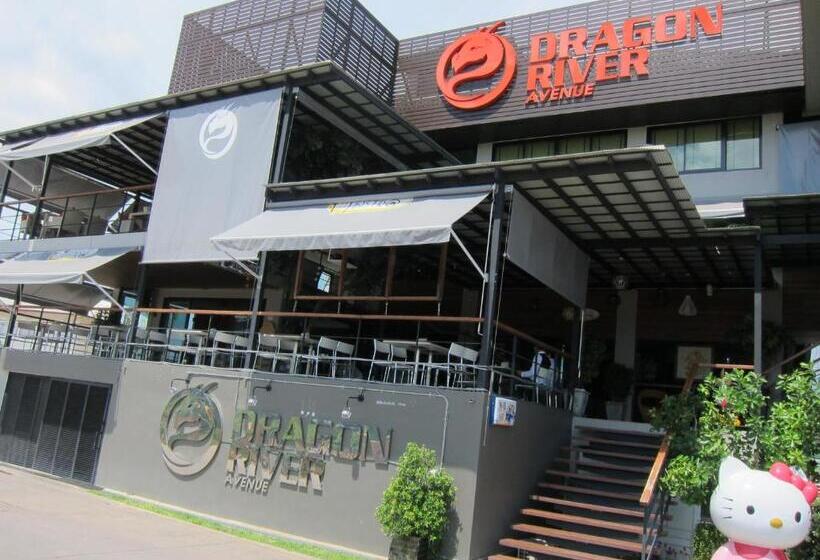 Отель Dragon River Avenue