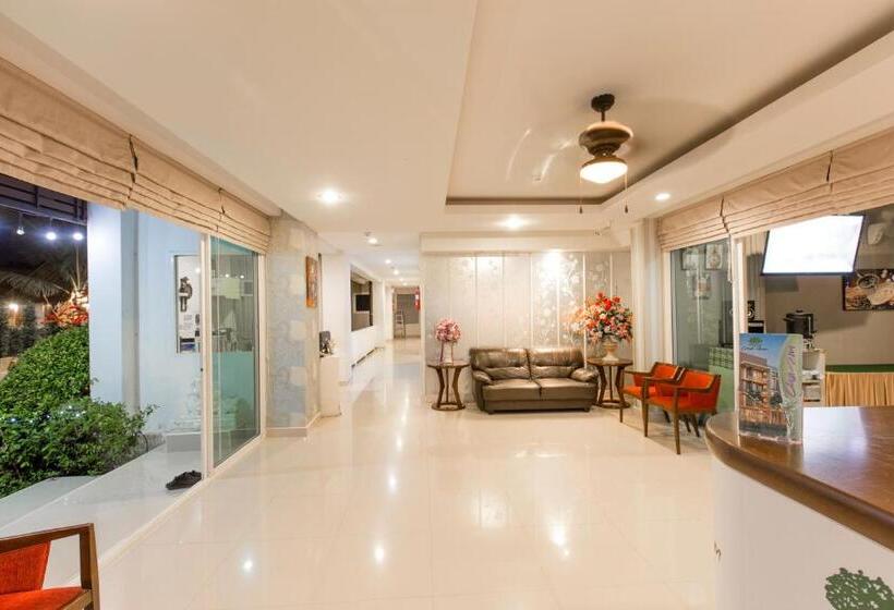 Отель Evergreen Resort Chaam