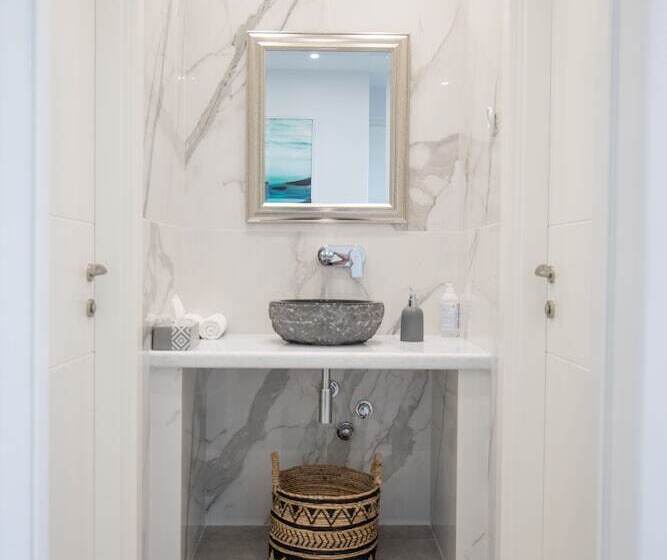 Отель Georgia Mare