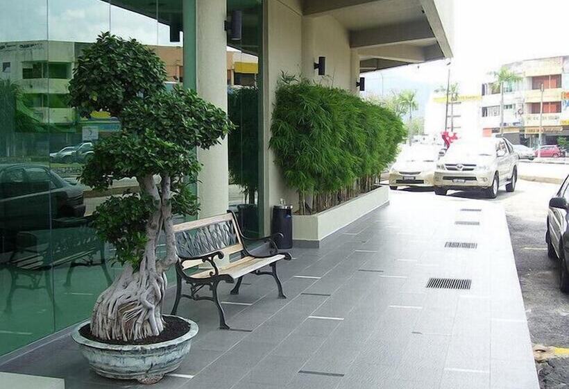 בית מלון כפרי Greenleaf