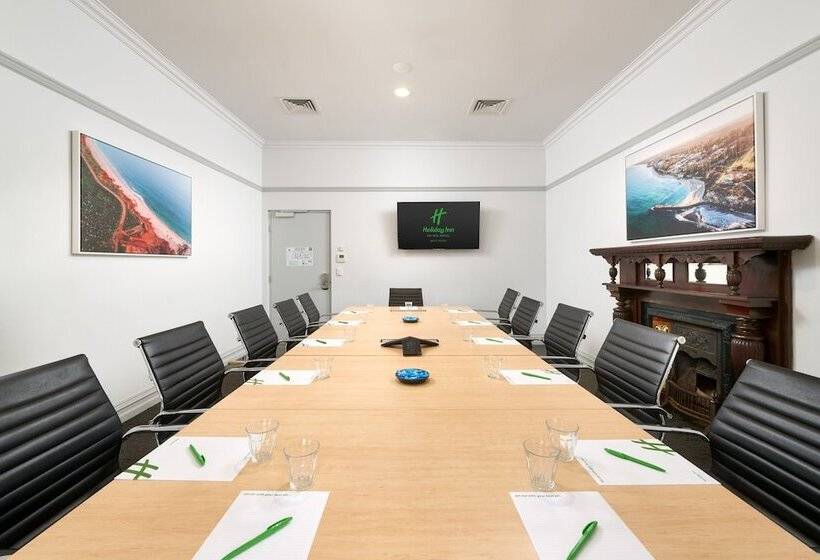 בית מלון כפרי Holiday Inn West Perth, An Ihg