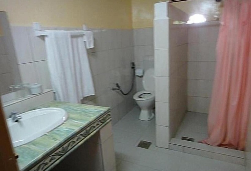 فندق Holiday View Inn Taman Negara