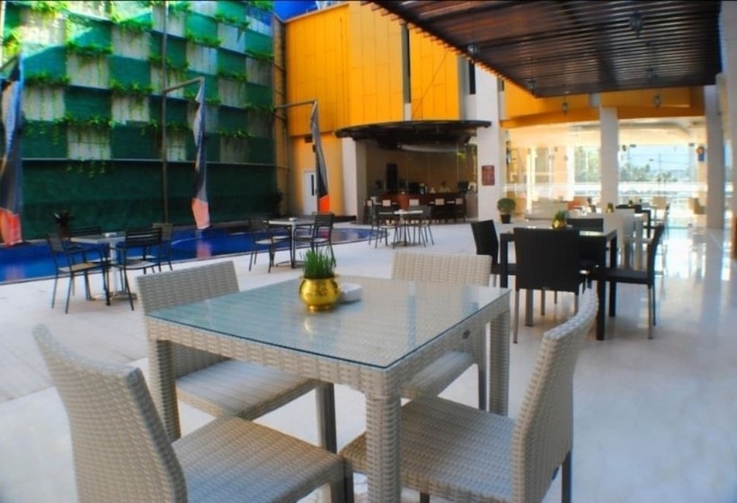 בית מלון כפרי Horison Lampung