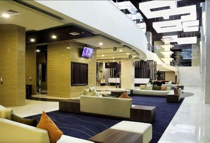 בית מלון כפרי Horison Lampung