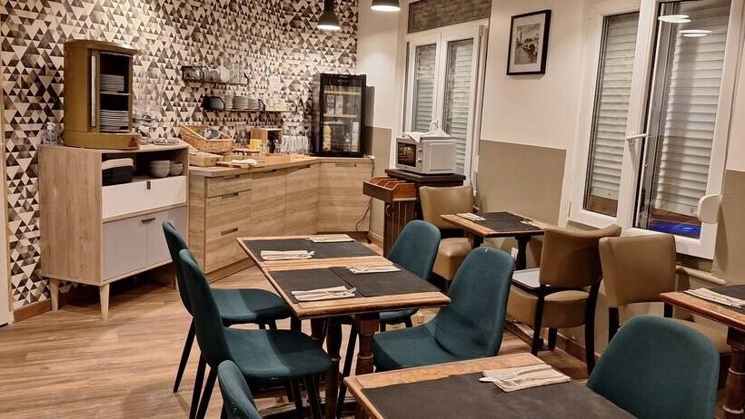 בית מלון כפרי Hôtel Le Saint Quentin