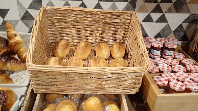 בית מלון כפרי Hôtel Le Saint Quentin