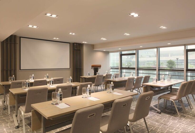 هتل Hyatt House Shenzhen Airport