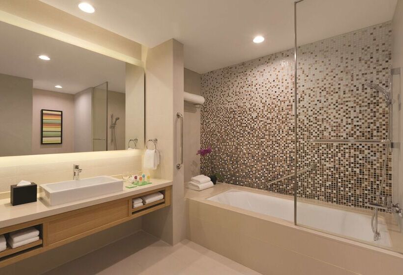 هتل Hyatt House Shenzhen Airport