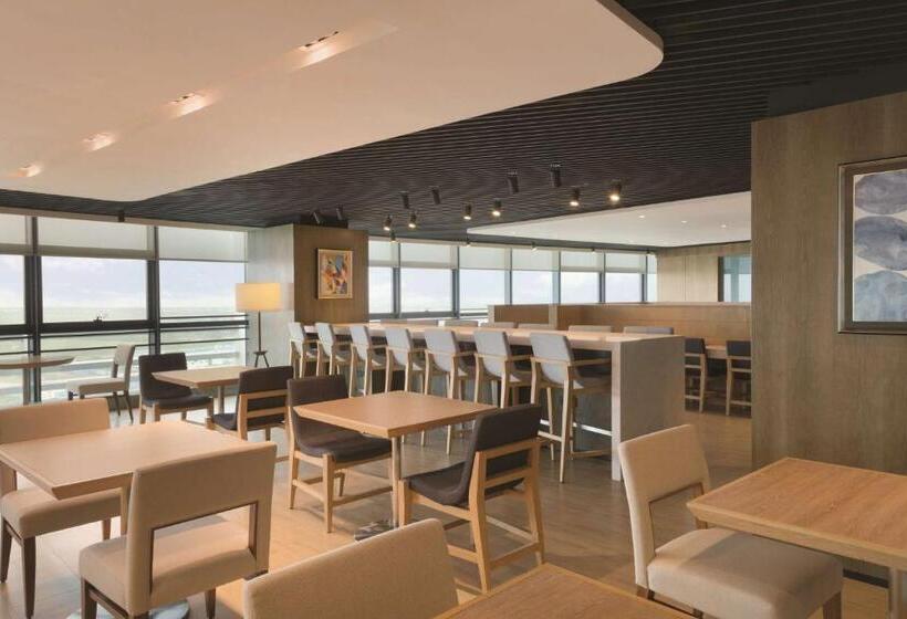 هتل Hyatt House Shenzhen Airport