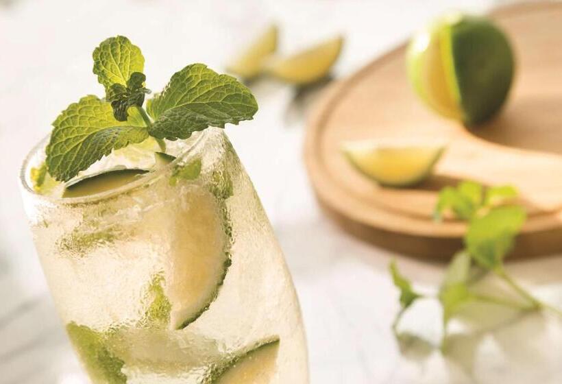 هتل Hyatt House Shenzhen Airport