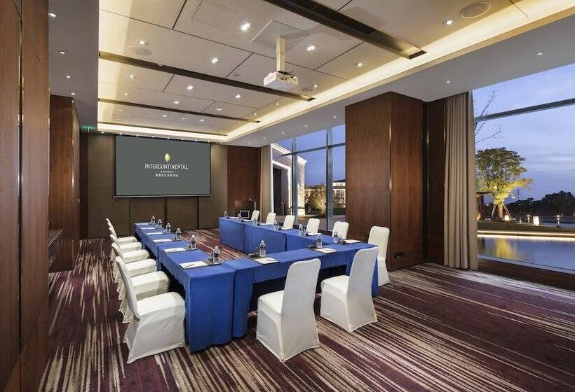 Intercontinental Nantong, An Ihg Hotel Best View Of Yangtze