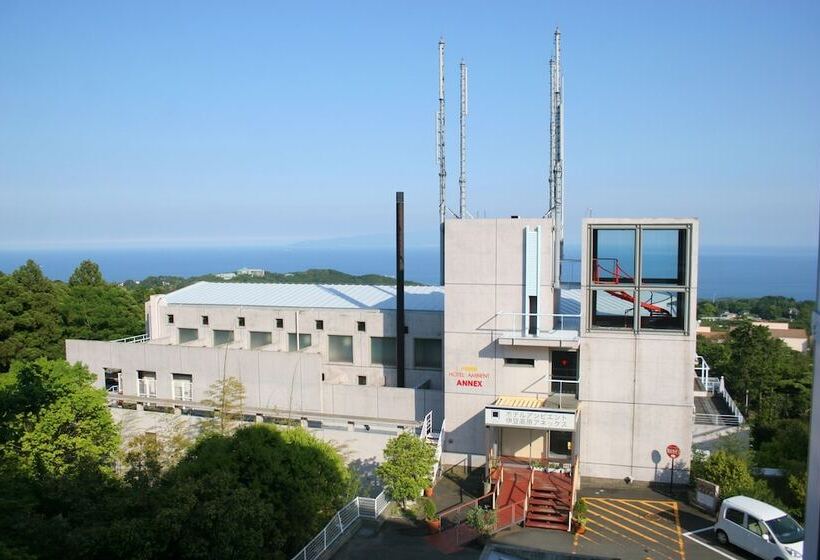 בית מלון כפרי Izumigo Ambient Izukogen Condominium