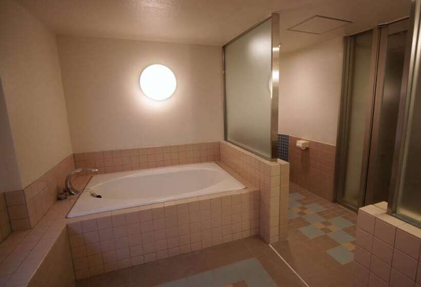 בית מלון כפרי Izumigo Ambient Izukogen Condominium