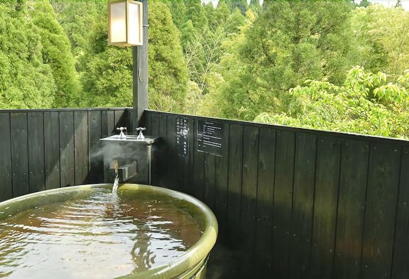 בית מלון כפרי Kirishima Kanko