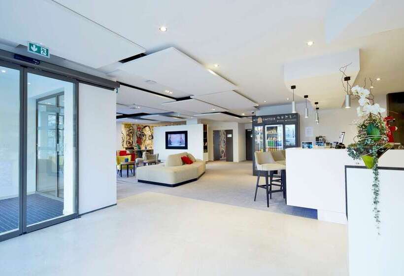 Отель Kyriad Troyes Centre