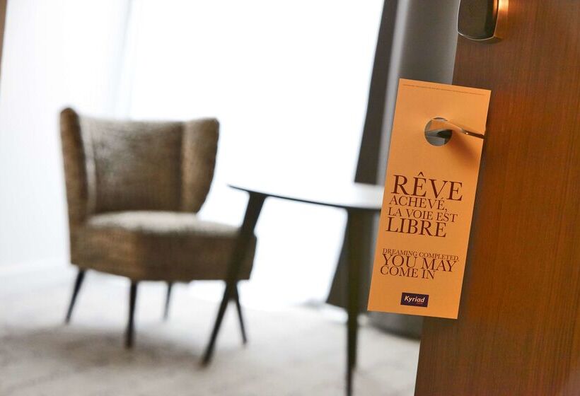 Отель Kyriad Troyes Centre