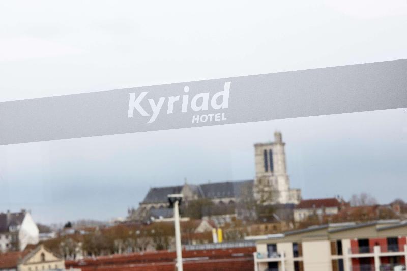 Отель Kyriad Troyes Centre