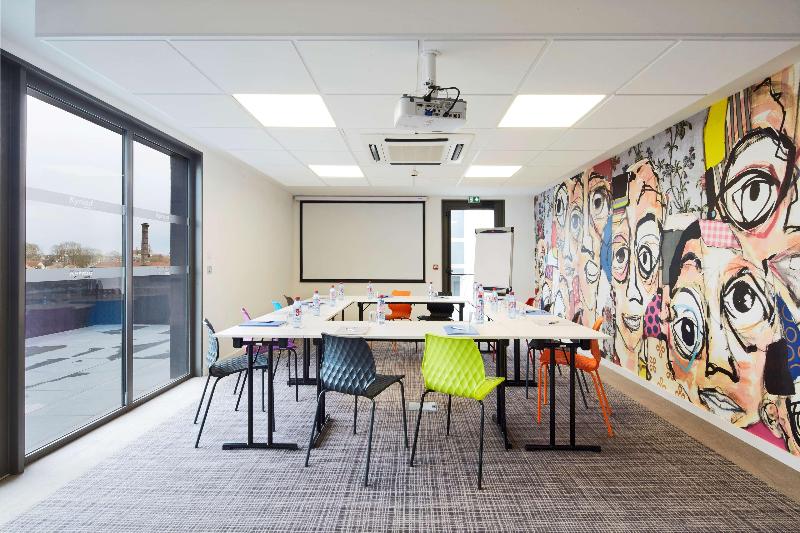 Отель Kyriad Troyes Centre