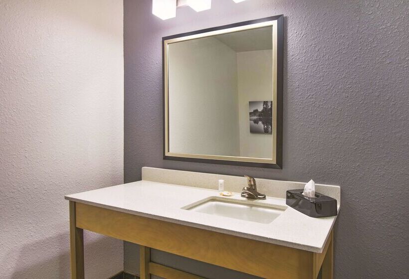 فندق La Quinta By Wyndham Morgantown